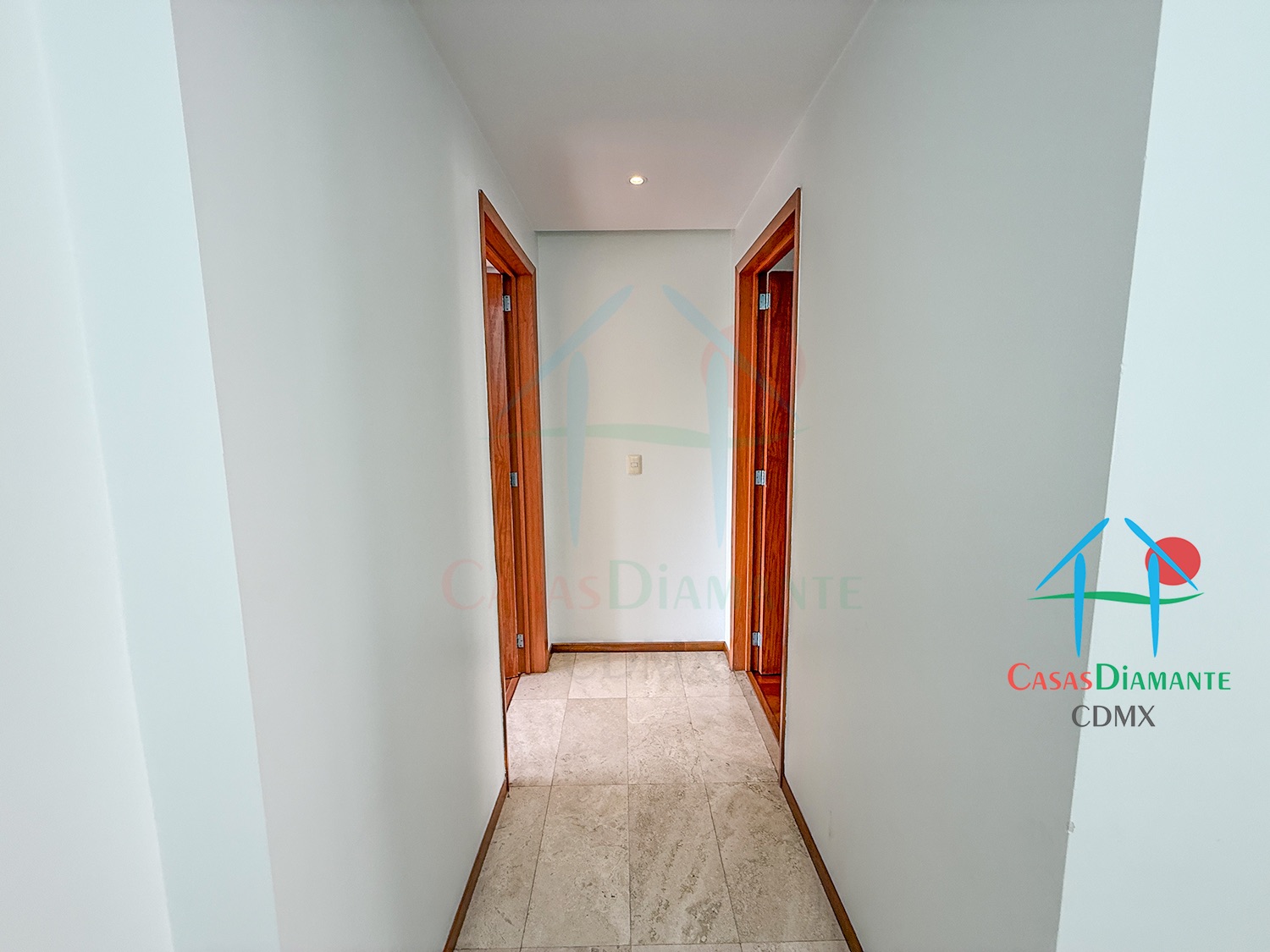 Av. Toluca Villa Sauce BC - Pasillos 1